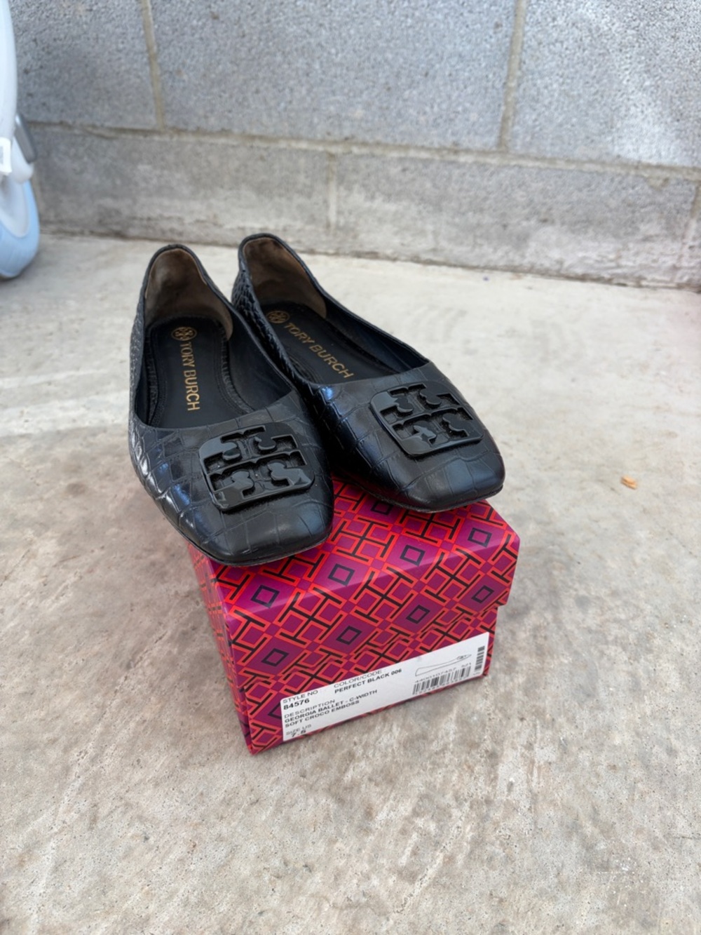 Tory Burch Black Croc-Embossed Logo Square-Toe Flats